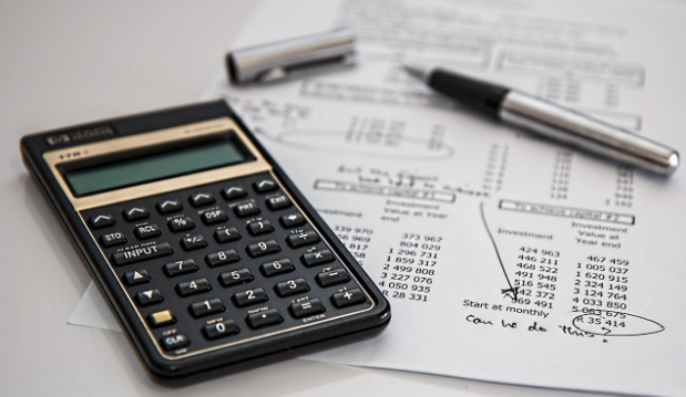 Common Mistakes Employers Make with Wage and Hour Laws in California